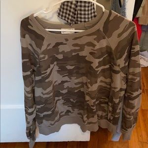 Camo sweatshirt